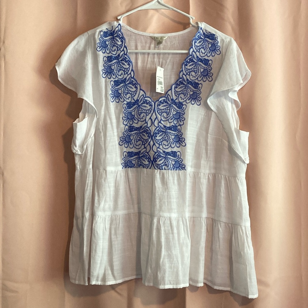Women’s summer top